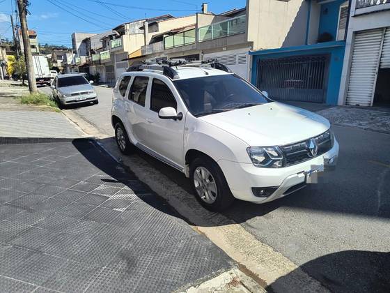 RENAULT DUSTER 2.0 DYNAMIQUE 4X2 16V FLEX 4P AUTOMÁTICO